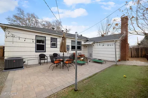 Exterior - 285 Bartlett St, Reno, NV 89512 photo 7 of 7
