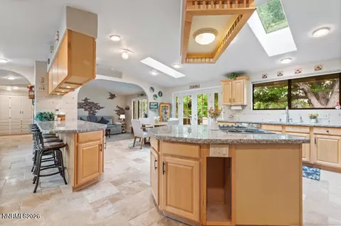 Kitchen - 14505 Geronimo Trl, Reno, NV 89521 photo 4 of 5