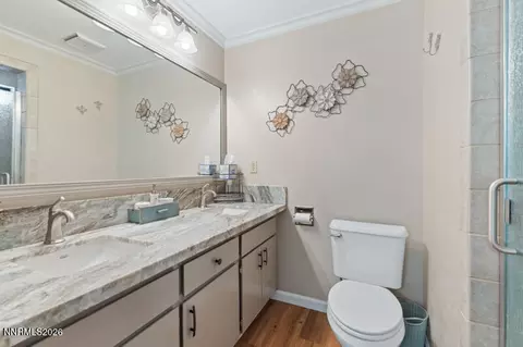 Bath - 14505 Geronimo Trl, Reno, NV 89521 photo 1 of 2