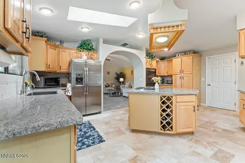 Kitchen - 14505 Geronimo Trl, Reno, NV 89521 photo 2 of 5
