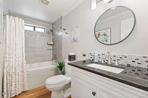 Bath - 14505 Geronimo Trl, Reno, NV 89521 photo 2 of 2