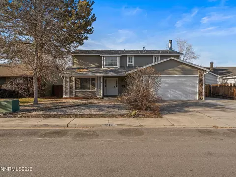 1074 Glen Martin Dr, Sparks, NV 89434