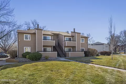 7680 Bluestone Dr, Reno, NV 89511