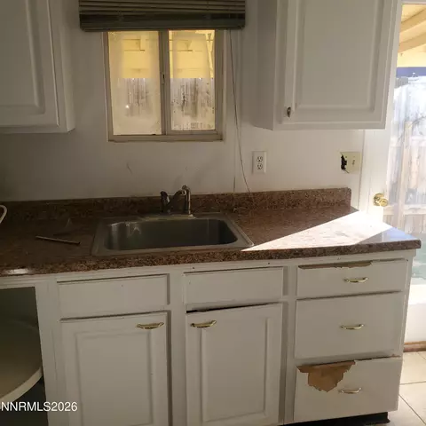 Kitchen - 151 D St, Hawthorne, NV 89415 photo 1 of 1