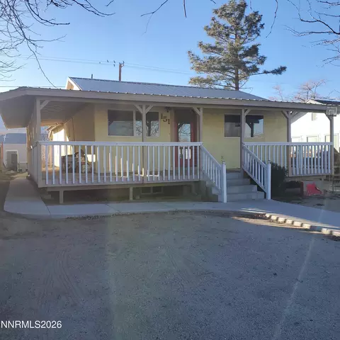 151 D St, Hawthorne, NV 89415