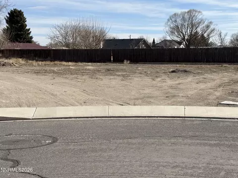 312 Copper Pointe Cir, Yerington, NV 89447