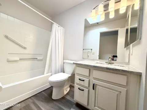 Bath - 1174 White Oak Loop, Minden, NV 89423 photo 3 of 3