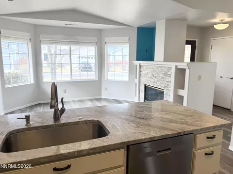 Kitchen - 1174 White Oak Loop, Minden, NV 89423 photo 6 of 6
