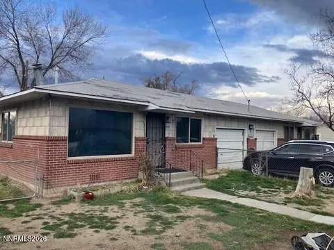 2040 G St, Sparks, NV 89431