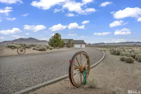 67 Desert View Dr, Smith Valley, NV 89430 photo 4