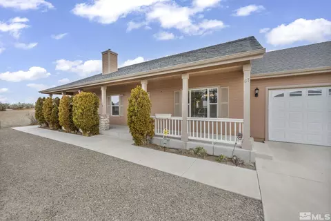 67 Desert View Dr, Smith Valley, NV 89430 photo 2