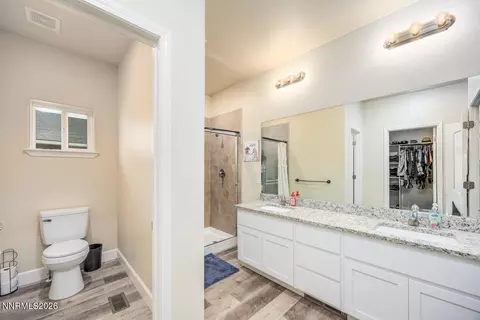 Bath - 800 Great Basin Ln, Fallon, NV 89406 photo 1 of 2