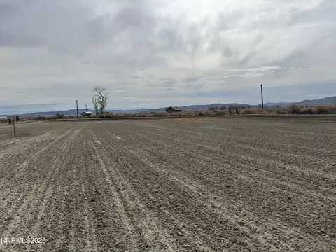 389 Norcutt Ln, Fallon, NV 89406 photo 3
