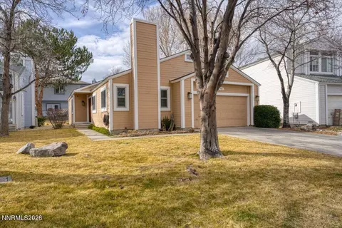 7555 Lighthouse Ln, Reno, NV 89511