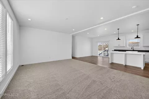 520 E 2nd Ave, Sun Valley, NV 89433 photo 4