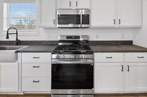 520 E 2nd Ave, Sun Valley, NV 89433 photo 14
