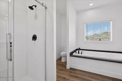 520 E 2nd Ave, Sun Valley, NV 89433 photo 27