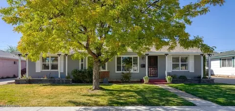 953 7th St, Sparks, NV 89431