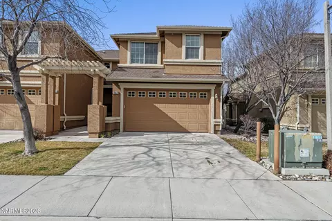 11017 Lamour Ln, Reno, NV 89521