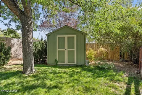 Exterior - 3040 Chavez Dr, Reno, NV 89502 photo 9 of 10