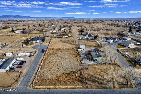 1671 Vista Moon Ct, Fernley, NV 89408