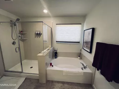 Bath - 369 Redwall Ct, Dayton, NV 89403 photo 5 of 5