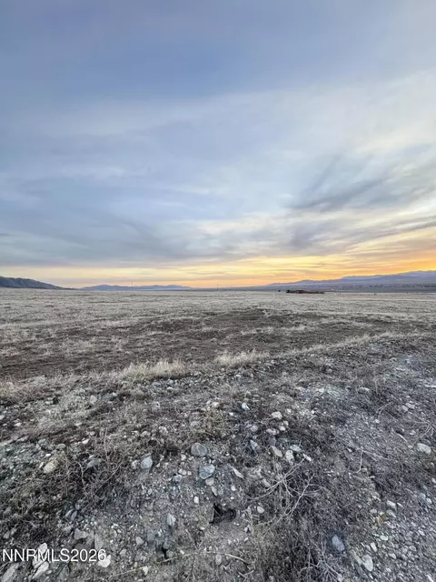 11695 Mammoth Pool Rd, Lovelock, NV 89419