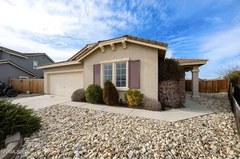 1722 Blue Oak Ct, Fernley, NV 89408