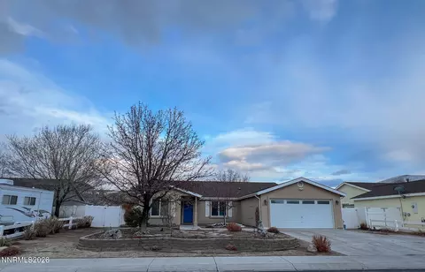 1371 White Bluffs Cir, Fernley, NV 89408