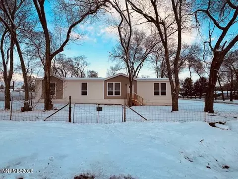 5366 Carol Dr, Sun Valley, NV 89433