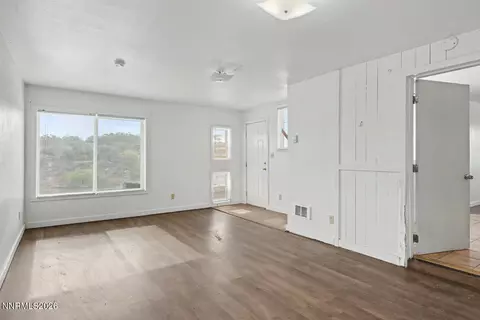 Living - 7533 Sandhill Rd, Fallon, NV 89406 photo 4 of 5