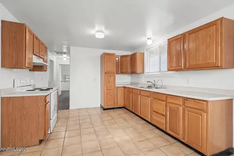 Kitchen - 7533 Sandhill Rd, Fallon, NV 89406 photo 1 of 1