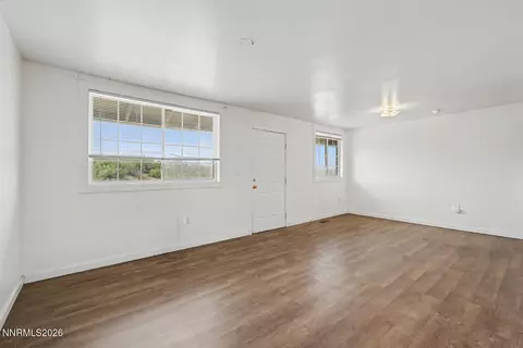Living - 7533 Sandhill Rd, Fallon, NV 89406 photo 3 of 5