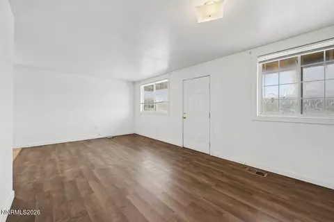 Living - 7533 Sandhill Rd, Fallon, NV 89406 photo 2 of 5