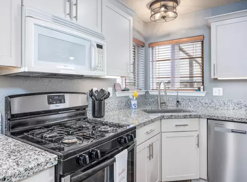 Kitchen - 1850 Heidi Rd, Fallon, NV 89406 photo 2 of 2