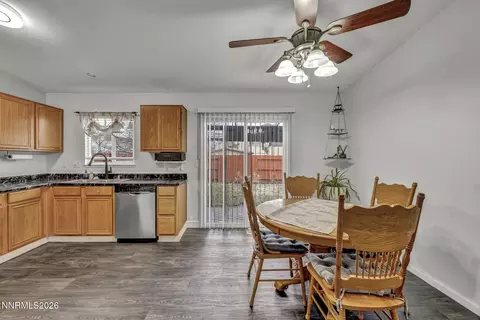 Dining - 18248 Silverleaf Ct, Reno, NV 89508 photo 2 of 4