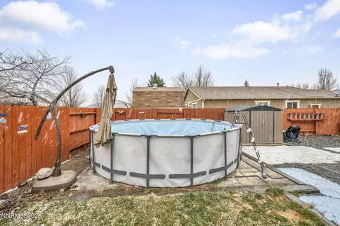 Exterior - 18248 Silverleaf Ct, Reno, NV 89508 photo 4 of 8