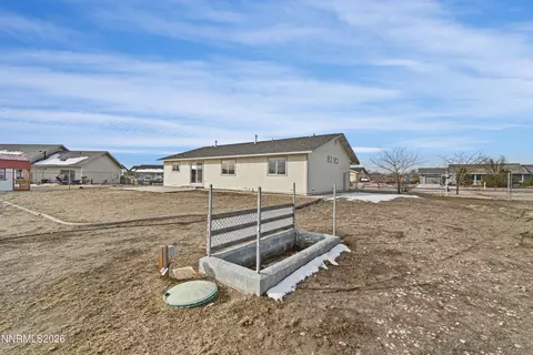 Exterior - 4468 Hawk Dr, Fallon, NV 89406 photo 2 of 2