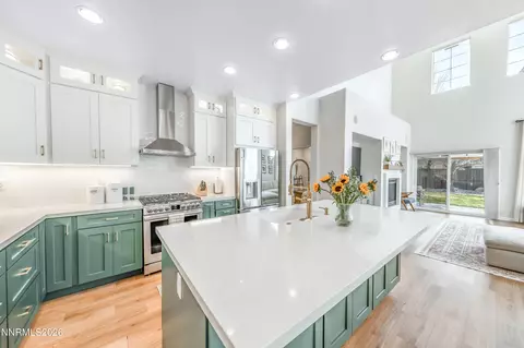 560 Connemaras Ct, Reno, NV 89521