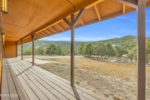 Exterior - 1525 Bonanza Rd, Reno, NV 89521 photo 4 of 7