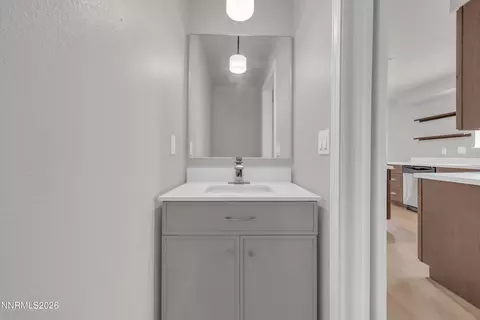 Bath - 1525 Bonanza Rd, Reno, NV 89521 photo 8 of 8
