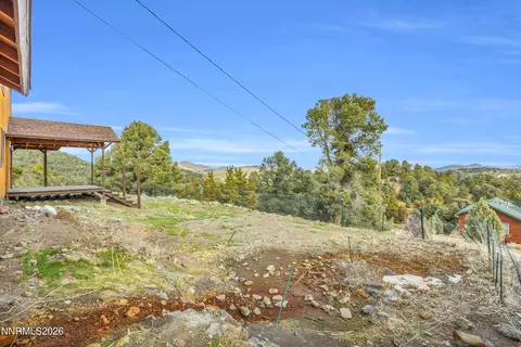 Exterior - 1525 Bonanza Rd, Reno, NV 89521 photo 5 of 7