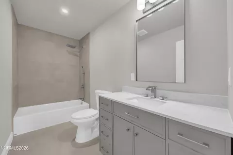 Bath - 1525 Bonanza Rd, Reno, NV 89521 photo 7 of 8