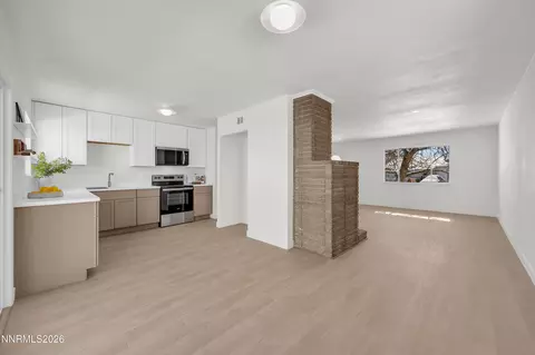 480 E Mclean Way, Sparks, NV 89431 photo 9