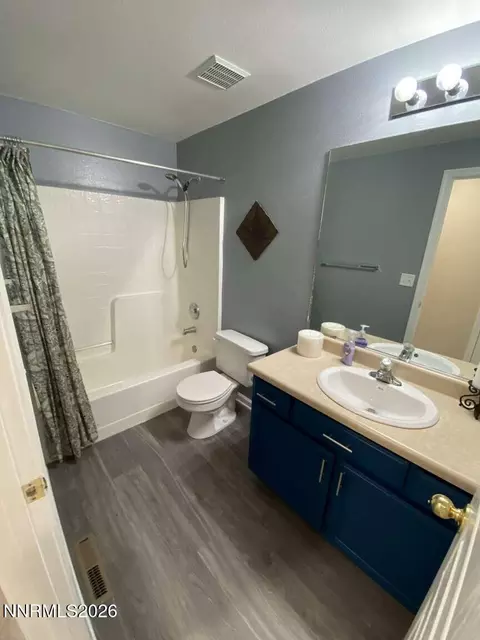 Bath - 621 Keppel St, Fallon, NV 89406 photo 1 of 2