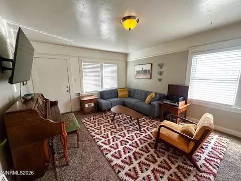 627 E 2nd St, Reno, NV 89502 photo 2