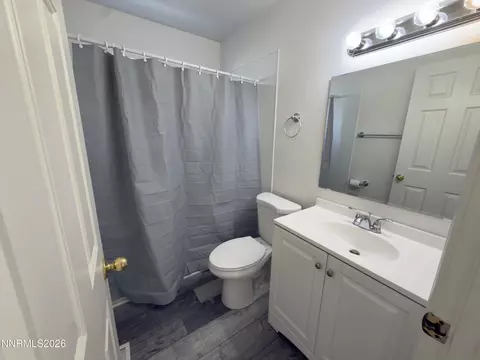 Bath - 426 Windtree Cir, Carson City, NV 89701 photo 1 of 2