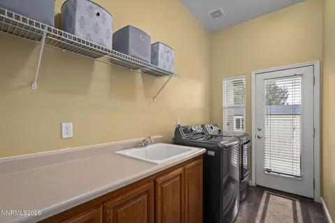 1302 Skyfire Ct, Sparks, NV 89441 photo 32