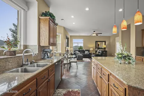 1302 Skyfire Ct, Sparks, NV 89441 photo 14