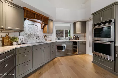 Kitchen - 41 Sawbuck Rd, Reno, NV 89519 photo 5 of 7